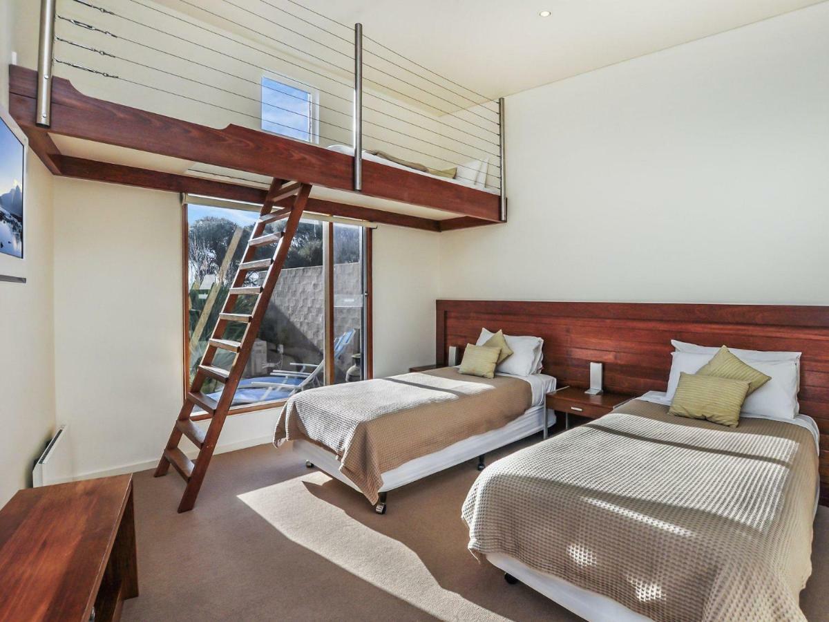 Hearns Beachside Villa 2 Порт-Фері Екстер'єр фото