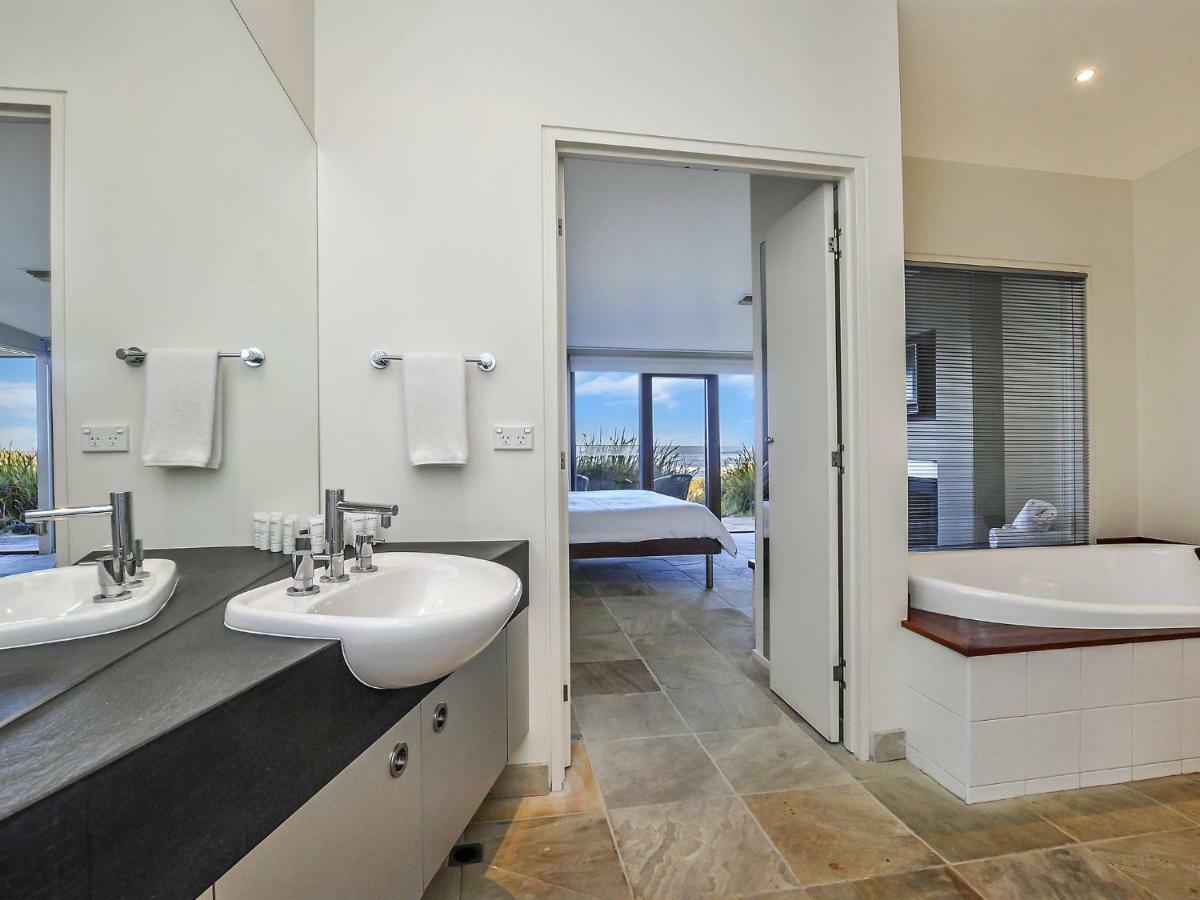Hearns Beachside Villa 2 Порт-Фері Екстер'єр фото